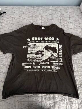 H&M Black Surf'N Go Graphic Tee
